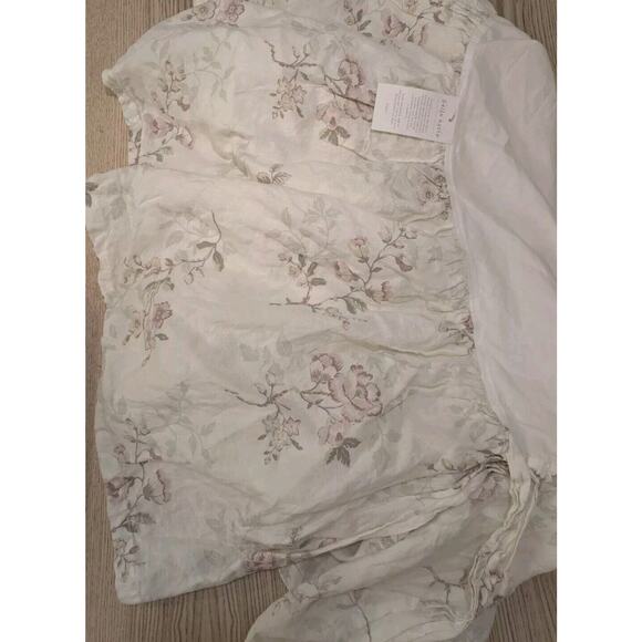 Bella Notte Emma Crib Dust Ruffle Rose Floral Print Linen NWT Winter White - Picture 6 of 8